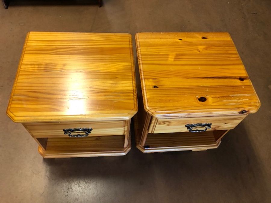 Pair of pine bedside tables, each approx 47cm x 44cm x 48cm tall - Image 2 of 3