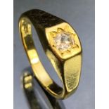 18ct Gold ring set with a single diamond in a square mount size 'T' & 7.7g