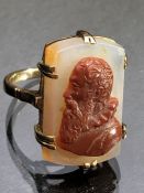 9ct Gold Cameo ring set with square stone and raised Cameo size 'M'