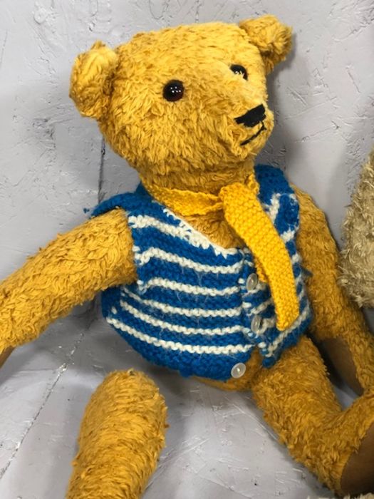 Collection of vintage teddy bears to include one Harrods Bear - Image 7 of 7