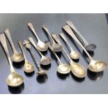 Collection of silver spoons mostly cruet/ salt spoons (12) approx 71g