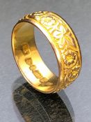 9ct Gold Floral engraved ring fully hallmarked size 'L' & 3.7g