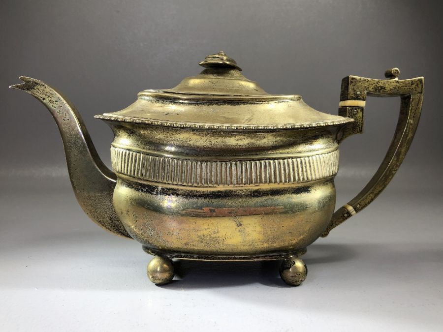 London Hallmarked silver teapot on ball feet by maker Lambert & Co (Herbert Charles Lambert) - Image 4 of 7