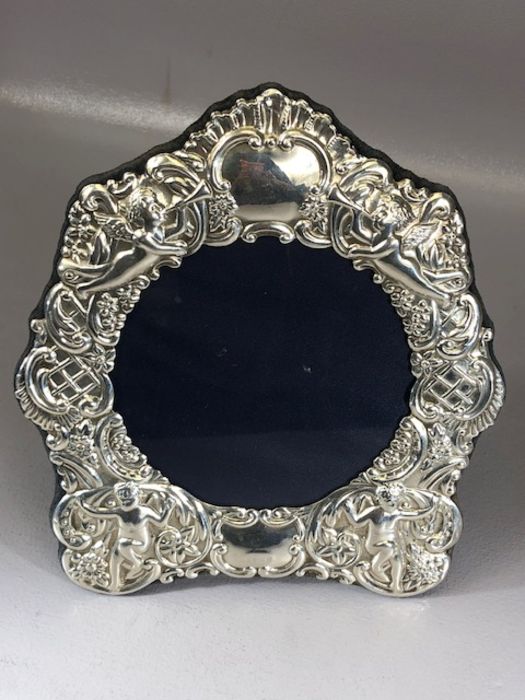 Hallmarked silver Photo frame Sheffield by maker Carr's of Sheffield Ltd approx 20 x 22cm - Image 3 of 5