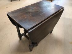 Oak gate leg table, approx 92cm wide