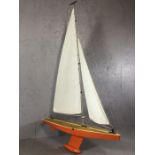 36 Rater pond yacht with nylon sails, approx 136cm high x 92cm long