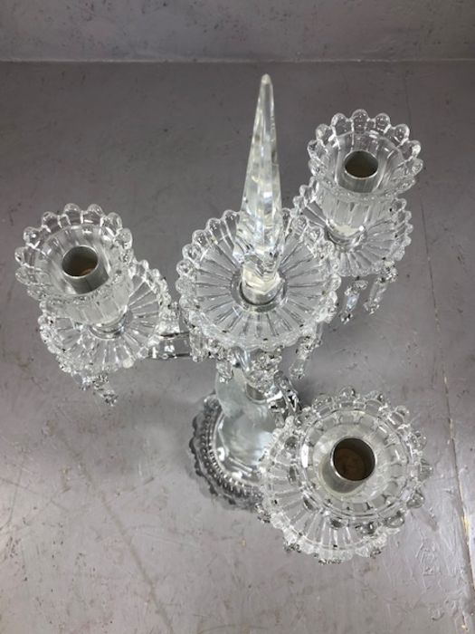 BACCARAT CRYSTAL three arm candelabra in the form of a fish fashioned in opaque glass with drop - Image 8 of 15