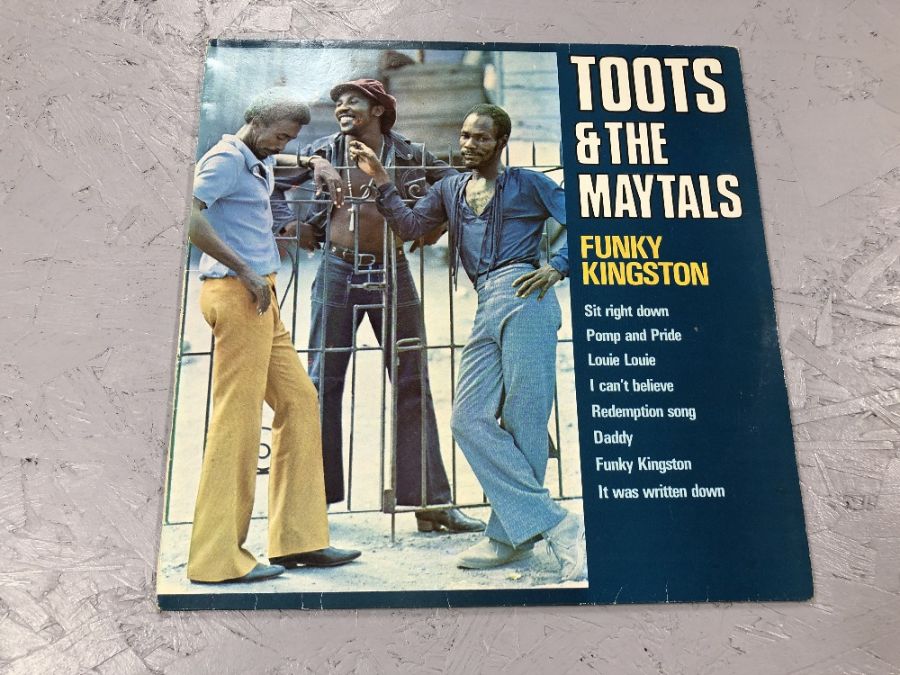 15 REGGAE / SKA LPs / 12" inc. Toots & The Maytals: "Funky Kingston", Madness, UB40, Lee Perry, - Image 8 of 17