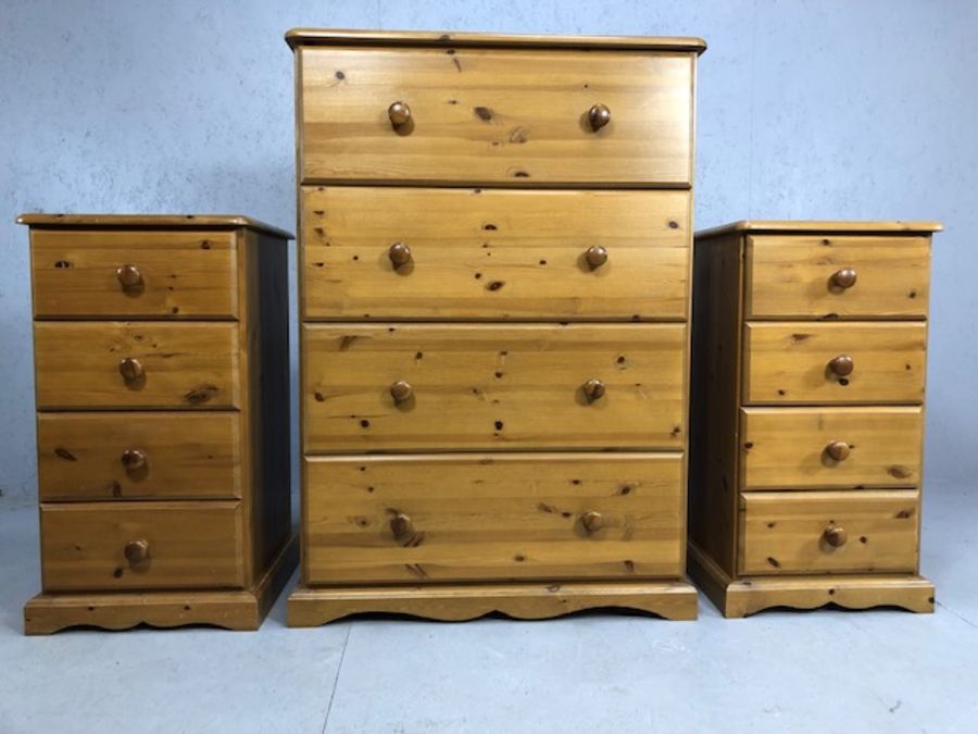 Pine bedroom furniture to include chest of four drawers and two bedside cabinets of four drawers