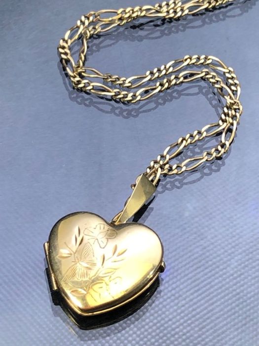 9ct Gold chain and unmarked Gold coloured heart shaped locket - Image 2 of 8