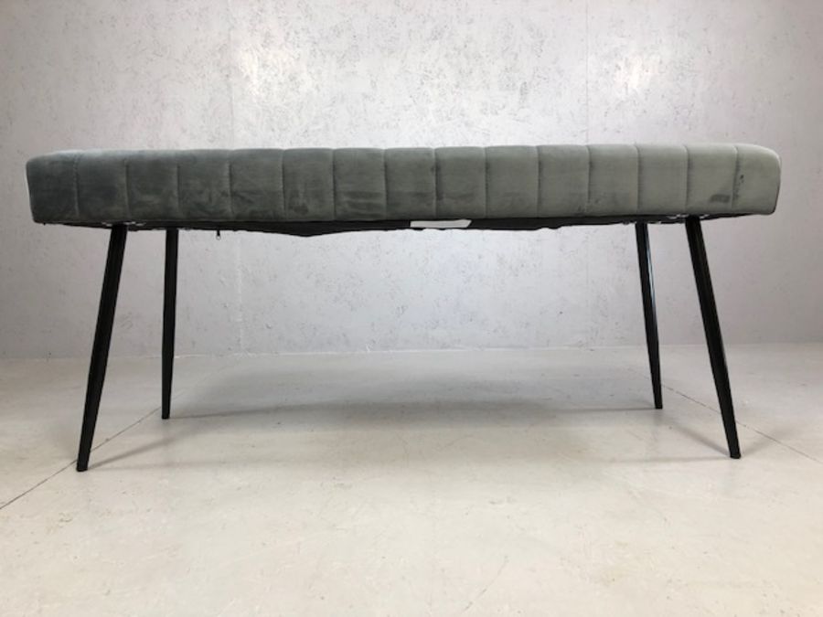 Grey velvet long stool / bench on tapering legs, approx 120cm x 38cm - Image 2 of 5