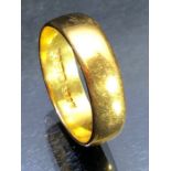 22ct Gold fully hallmarked Gold band approx size 'L' & 4.8g
