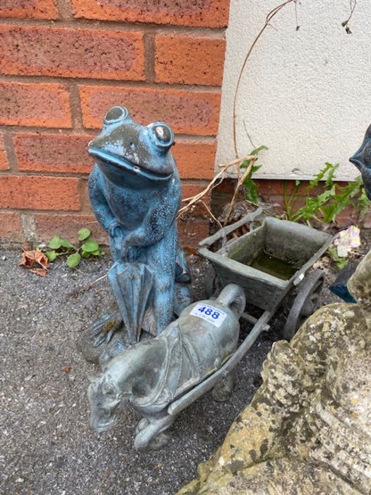 Collection of four garden ornaments - Image 3 of 3