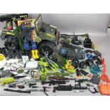 Vintage Toys: Action Man jeep along with a large collection of Action Man accessories including