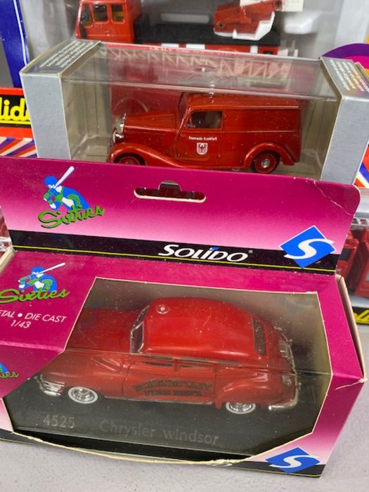 Boxed diecast fire vehicles to include Solido no.3118 and 3106 fire engines, Solido Chrysler - Bild 3 aus 3