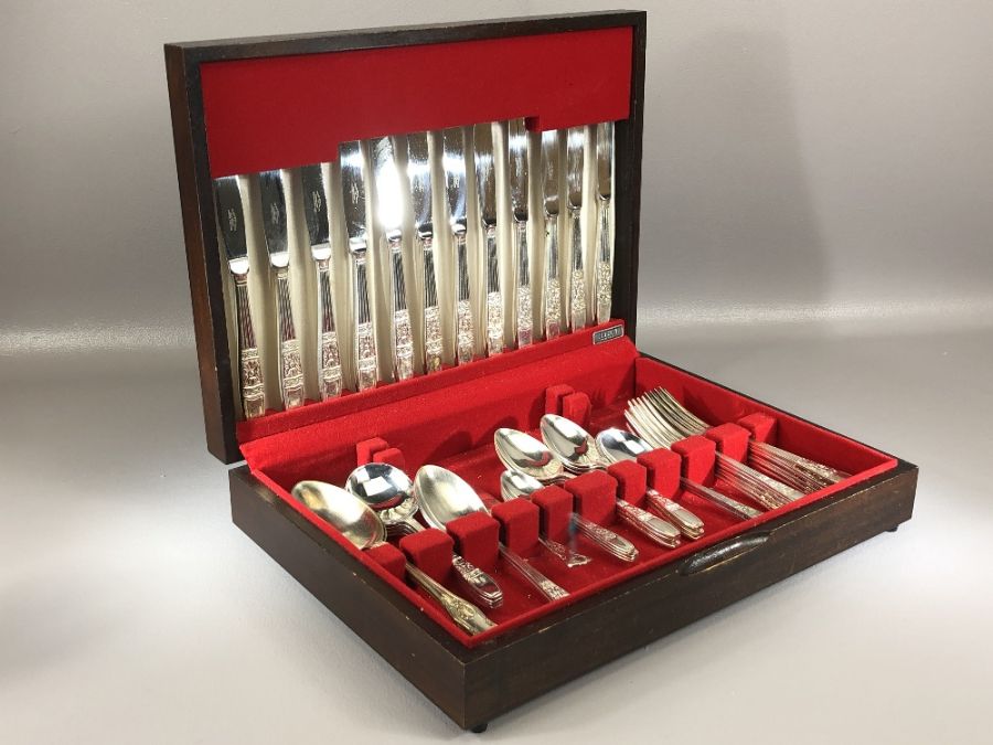 Boxed canteen of flatware by Flexfit (A/F) - Image 5 of 5