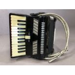 Stephanelli accordion with carrying straps