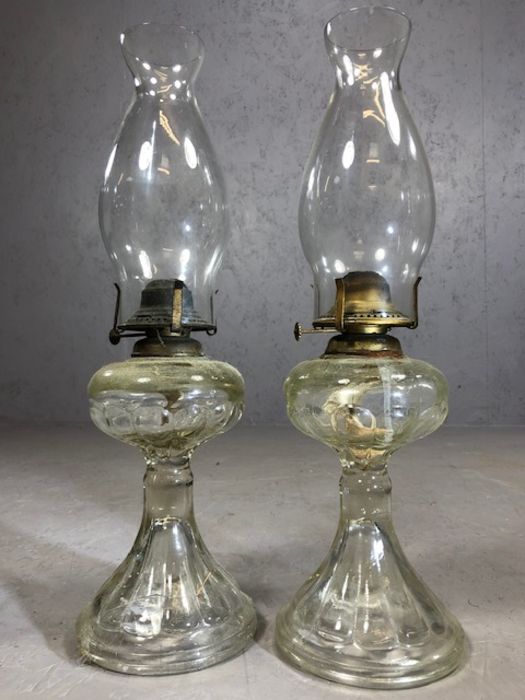 Pair of clear glass oil lamps, approx 47cm tall - Image 3 of 3