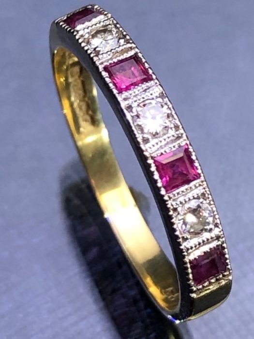 18ct fully hallmarked Gold ring set with Diamonds and Rubies approx size 'P' - Bild 4 aus 6