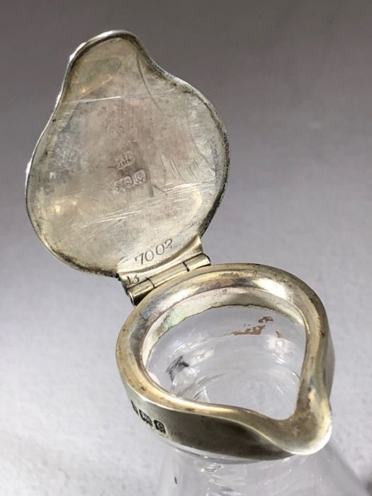 Edwardian Hallmarked Silver Whiskey noggin with silver top and hinged lid Birmingham 1904 by Hukin & - Bild 3 aus 6