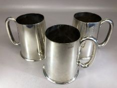 Three Elkington & Co stamped 21903 Silver coloured pint pots with glass bottoms