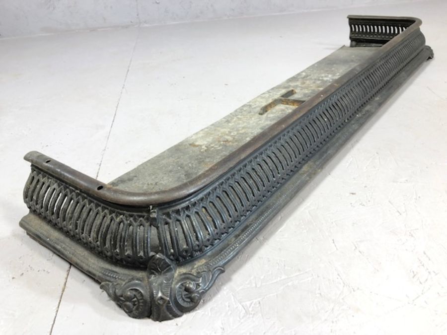 Pierced metal fire surround, approx 113cm x 27cm - Image 3 of 4