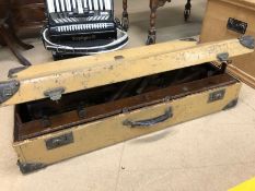 Vintage wooden carpenters chest with contents to include a variety of vintage wooden planes etc,