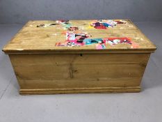 Pine trunk / blanket box with two handles, approx 85cm x 49cm x 37cm tall (A/F)