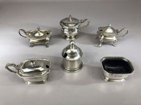 Collection of Silver hallmarked cruets and salts & mustard pots (one without blue glass liner) (6)