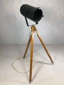 Search/spot light on vintage wooden trip base, approx 135cm in height