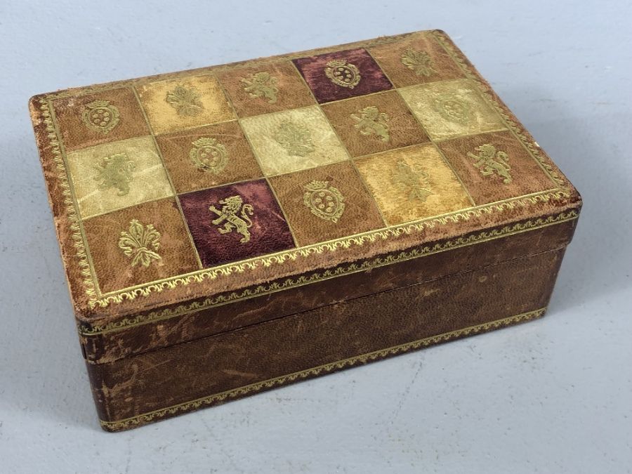 Good collection of boxes to include Eastern design Wooden leather & Metal boxes (9) - Image 8 of 8