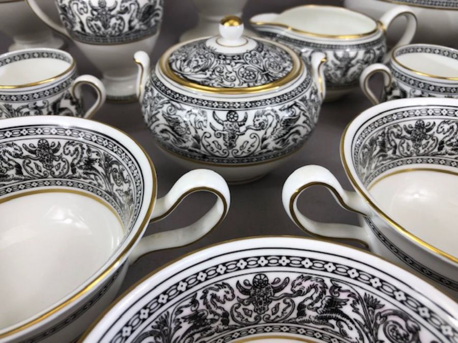 Wedgwood 'Florentine' black and gilt tea and coffee set to include coffee pot, sugar bowl, cream - Image 3 of 7