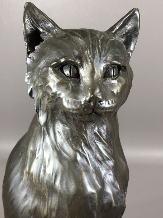 Heavy figure of a seated cat marked 'Sophie Connors'. approx 27cm in height - Image 4 of 5