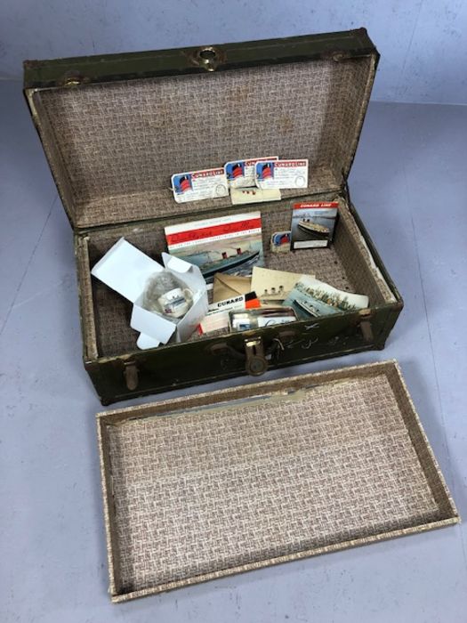 Vintage metal bound travel trunk with Cunard Line stickers for the Queen Mary, accompanied by - Image 4 of 5