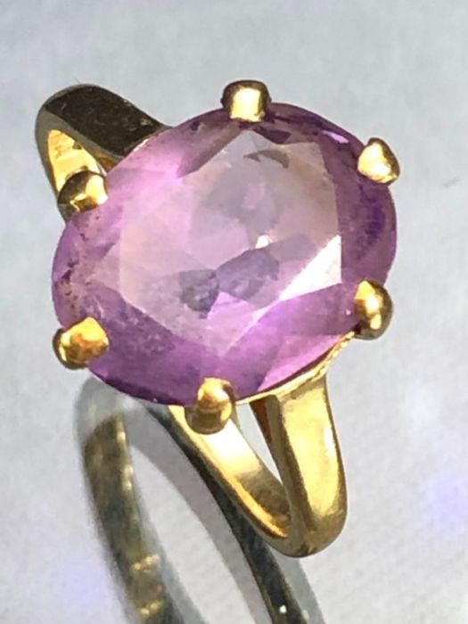 Large Oval faceted Amethyst approx 11.8mm x 9mm set with six good claws on 9ct Gold approx size ' - Image 3 of 5