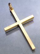 9ct Gold cross pendant approx 2.2 x 3.5cm & 2.3g