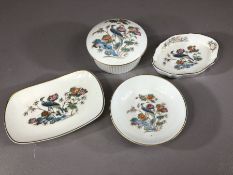 Collection of Wedgwood Kutani Crane trinket dishes (4)