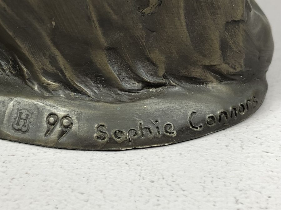 Heavy figure of a seated cat marked 'Sophie Connors'. approx 27cm in height - Image 5 of 5