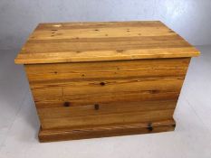 Pine blanket box approx 80cm x 50cm x 54cm