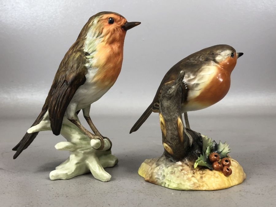 Two ceramic Robins, the first by Royal Crown Derby approx 10cm in height, the second by Goebel - Image 4 of 5