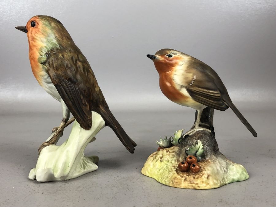 Two ceramic Robins, the first by Royal Crown Derby approx 10cm in height, the second by Goebel - Image 2 of 5