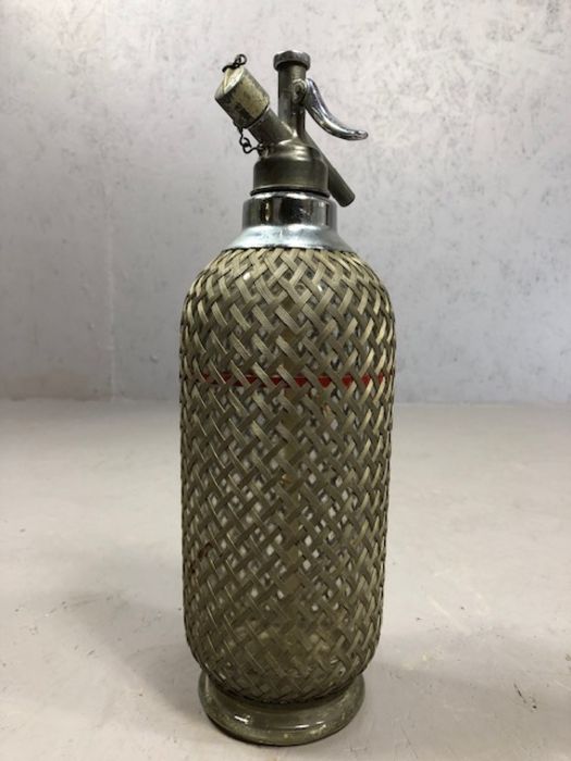Vintage soda syphon with silver coloured metal grille marked Sparklets Ltd. London - Image 3 of 4