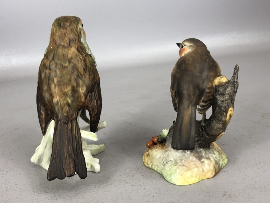 Two ceramic Robins, the first by Royal Crown Derby approx 10cm in height, the second by Goebel - Image 3 of 5