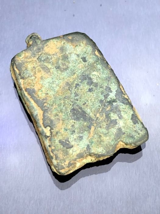 Artefact group to include Medieval copper alloy 'locking buckle' dating to c. AD 1350-1450 approx - Image 5 of 9