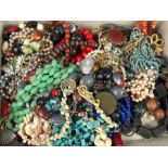 Good collection of costume Jewellery to include necklaces, Brooches etc