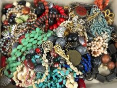 Good collection of costume Jewellery to include necklaces, Brooches etc