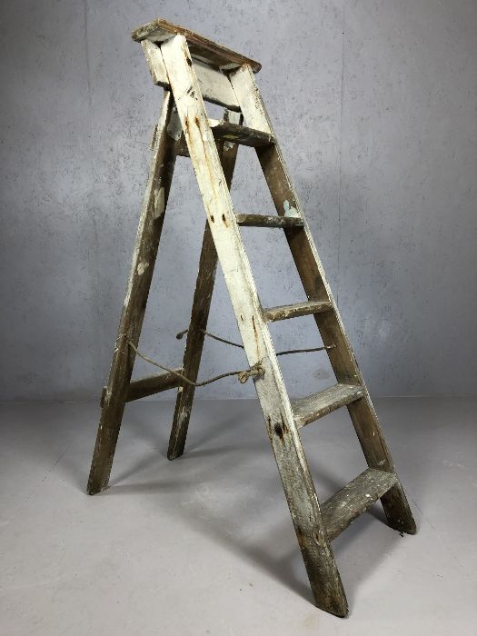 Vintage wooden stepladder, approx 135cm tall - Image 2 of 3