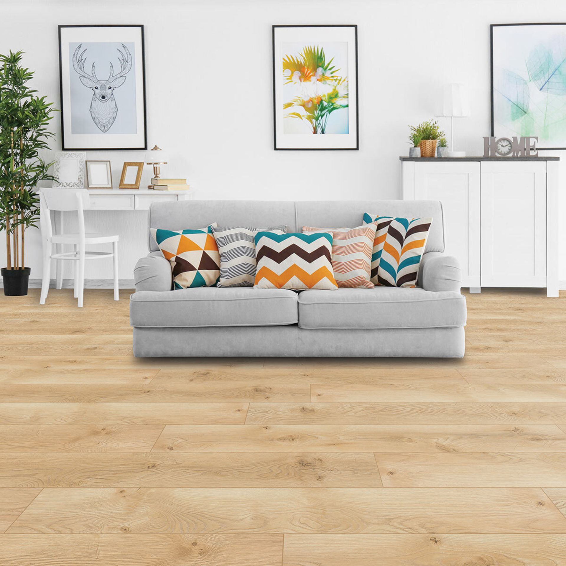 1 GOLDEN SELECT OSLO (LIGHT OAK) SPLASH SHIELD AC5 LAMINATE FLOORING WITH FOAM UNDERLAY - (COVERS