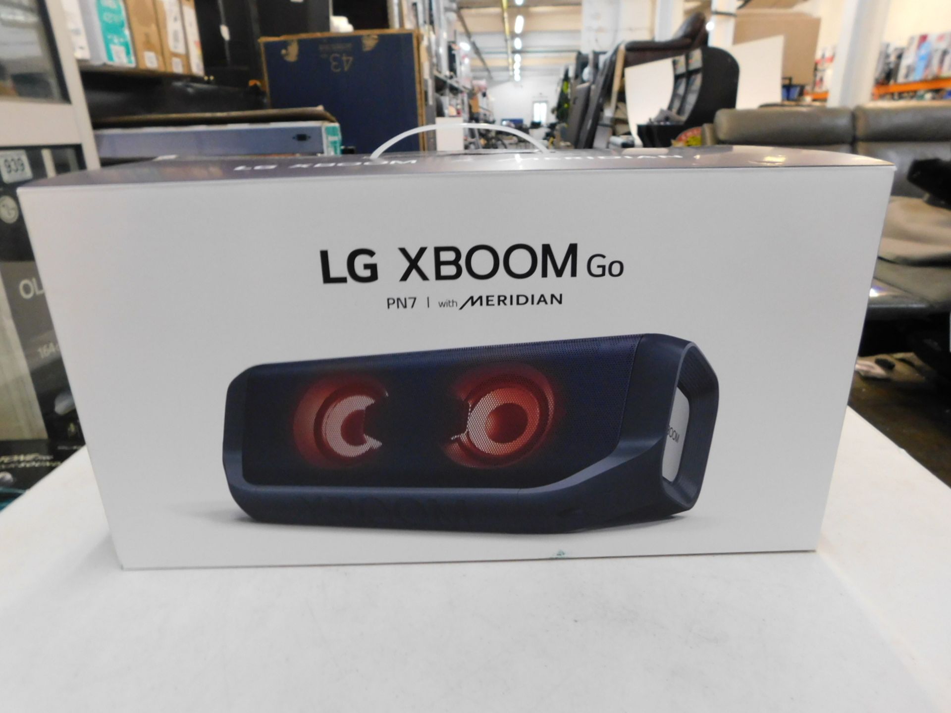 1 BOXED LG PN7 XBOOM GO PORTABLE BLUETOOTH SPEAKER RRP Â£119.99