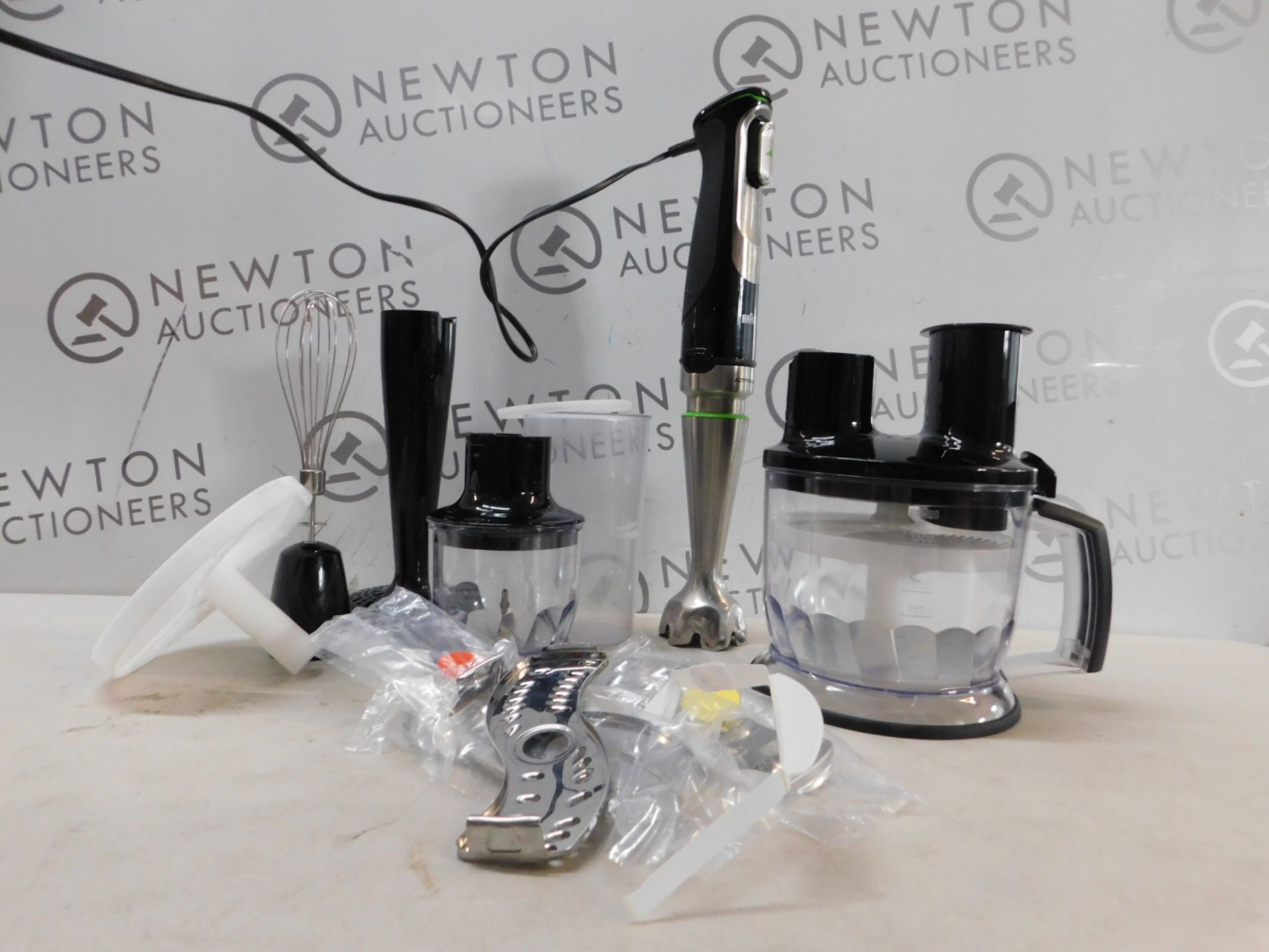 1 BRAUN MULTI-QUICK HAND BLENDER WITH ACCESSORIES RRP Â£149.99
